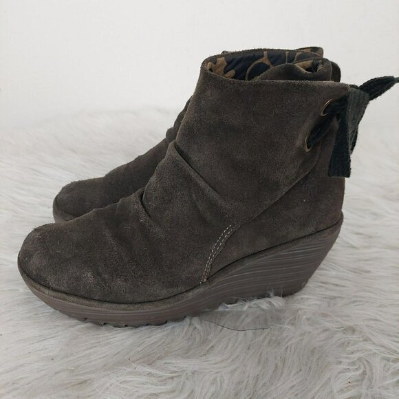 Fly London 38 7.5/8 Womens   Shoes Green Suede Lace Up Wedge Platform Ankle Boot - Picture 1 of 10